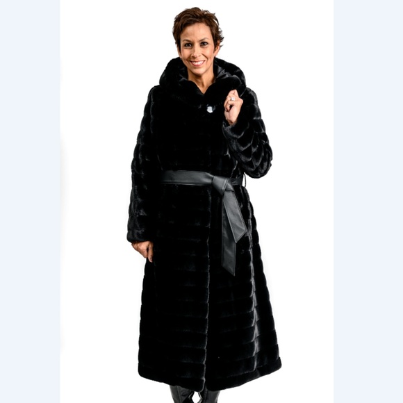 Nuage Faux Fur Full Length Coat - Picture 1 of 2